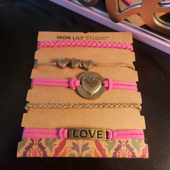 " Love" 5 Piece Bracelet Set " - Picture 2 of 3